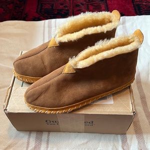 LL Bean Sheepskin Slippers- Size 9